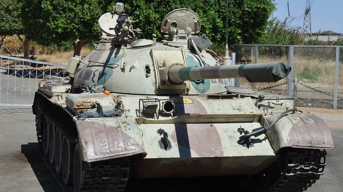 KLDR chtěla z Česka pašovat drony a díly na staré tanky